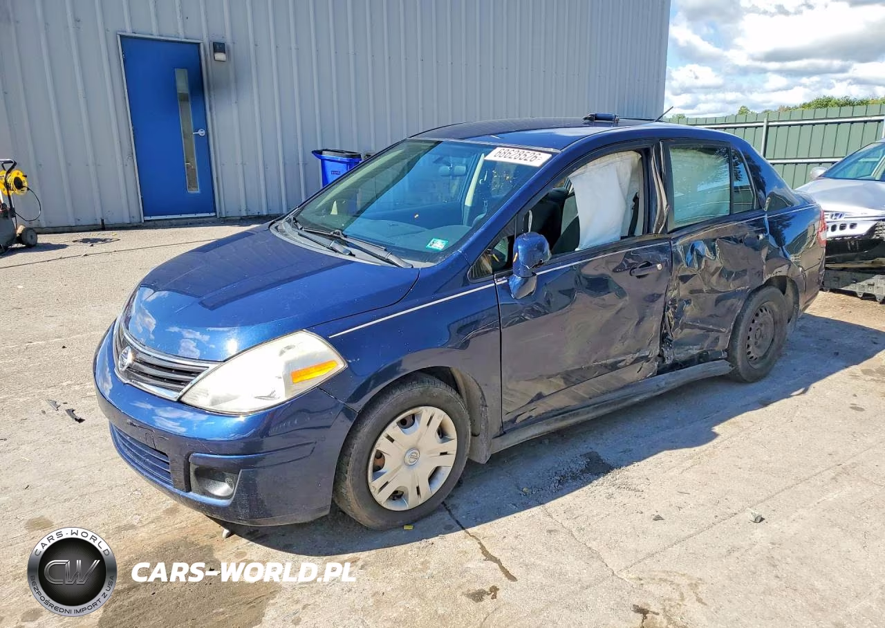 2010 Nissan Versa 1.8 S