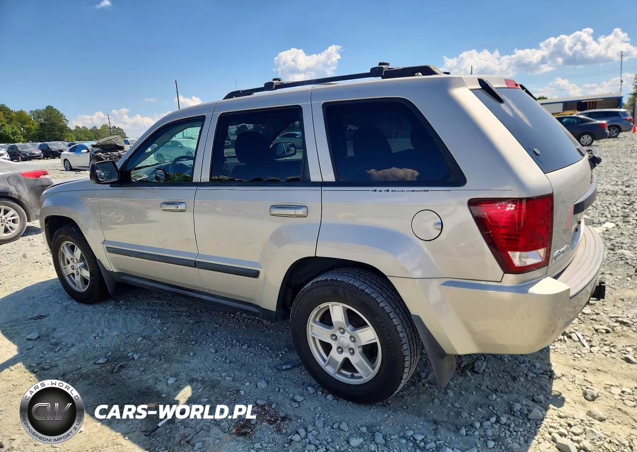 2007 Jeep Grand Cherokee Laredo VIN:1J8GR48K57C681078 - 2