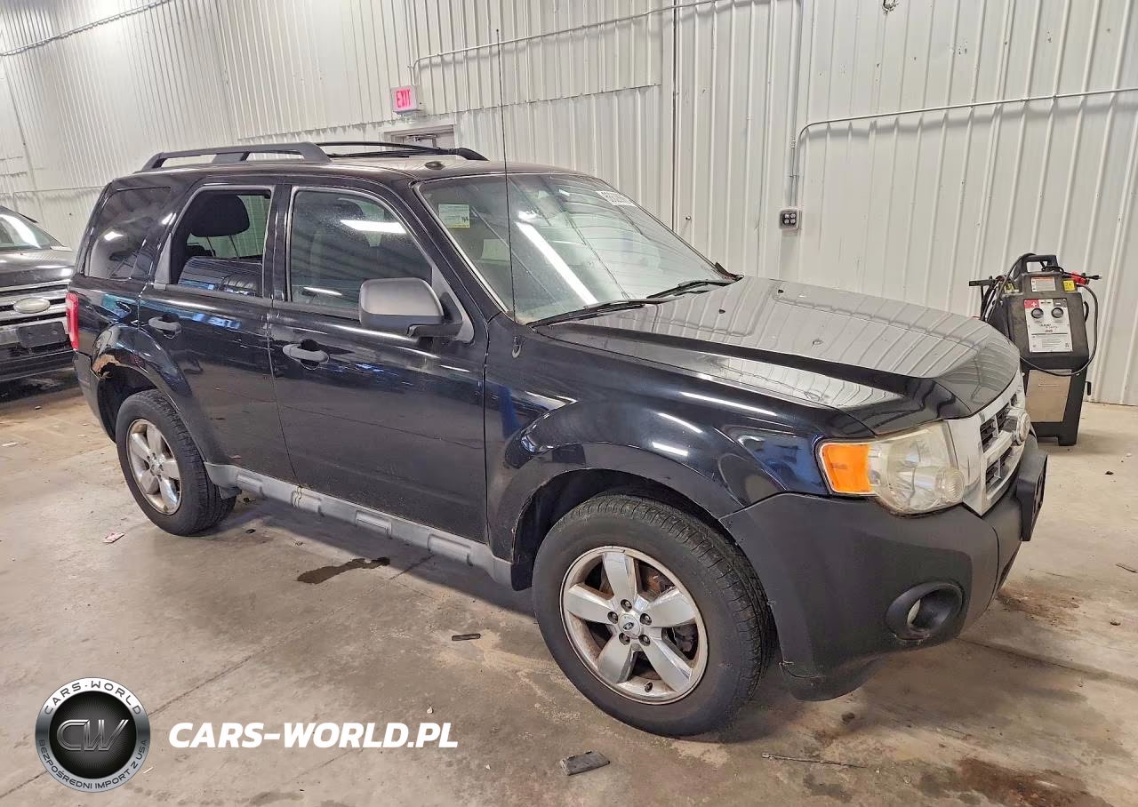 2010 Ford Escape Xlt VIN:1FMCU9D77AKB52839 - 4