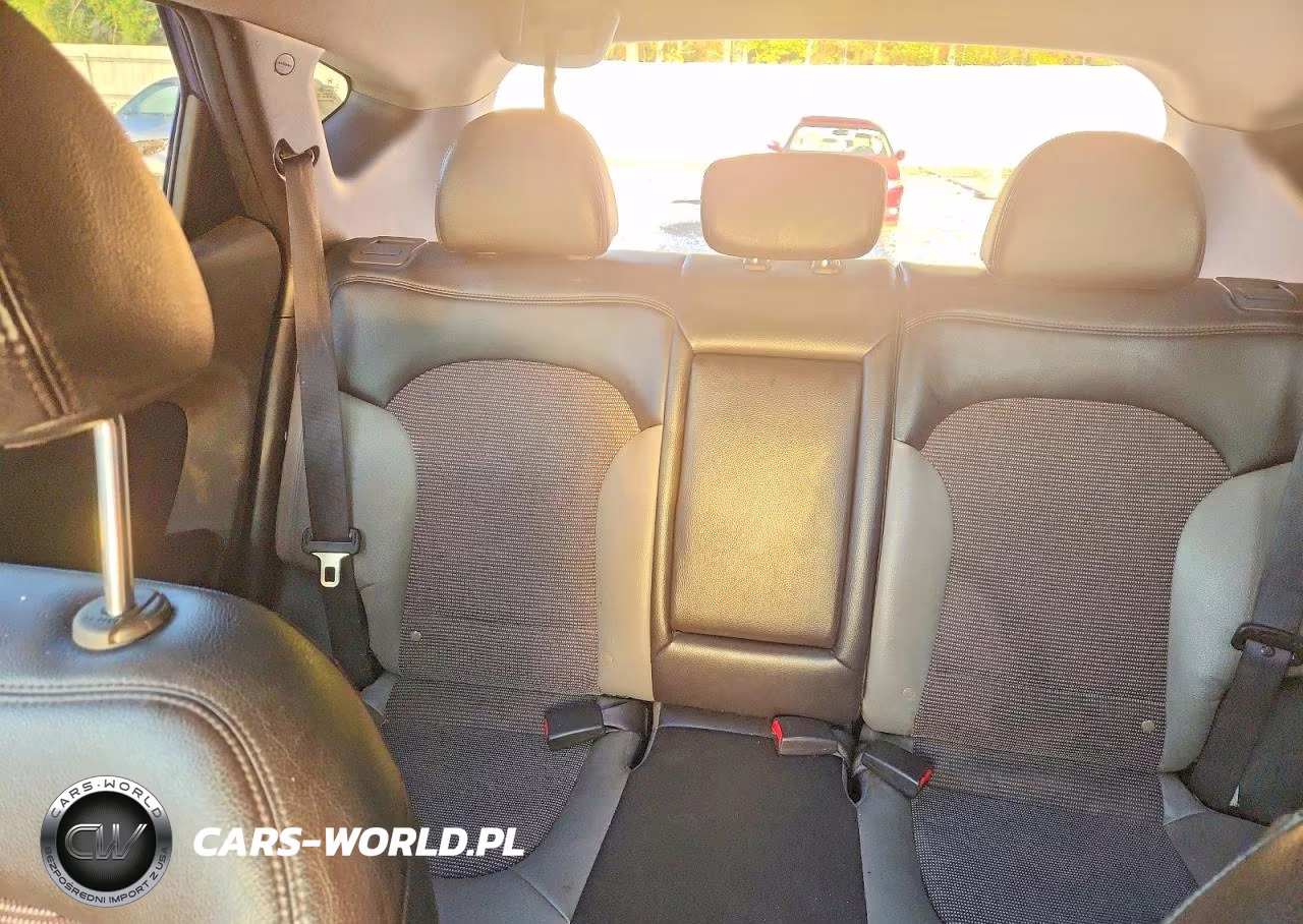 2013 Hyundai Tucson Gls VIN:KM8JUCAC1DU561045 - 10