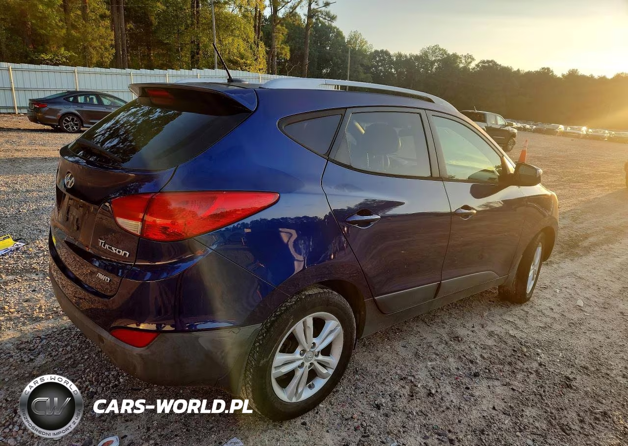 2013 Hyundai Tucson Gls VIN:KM8JUCAC1DU561045 - 3