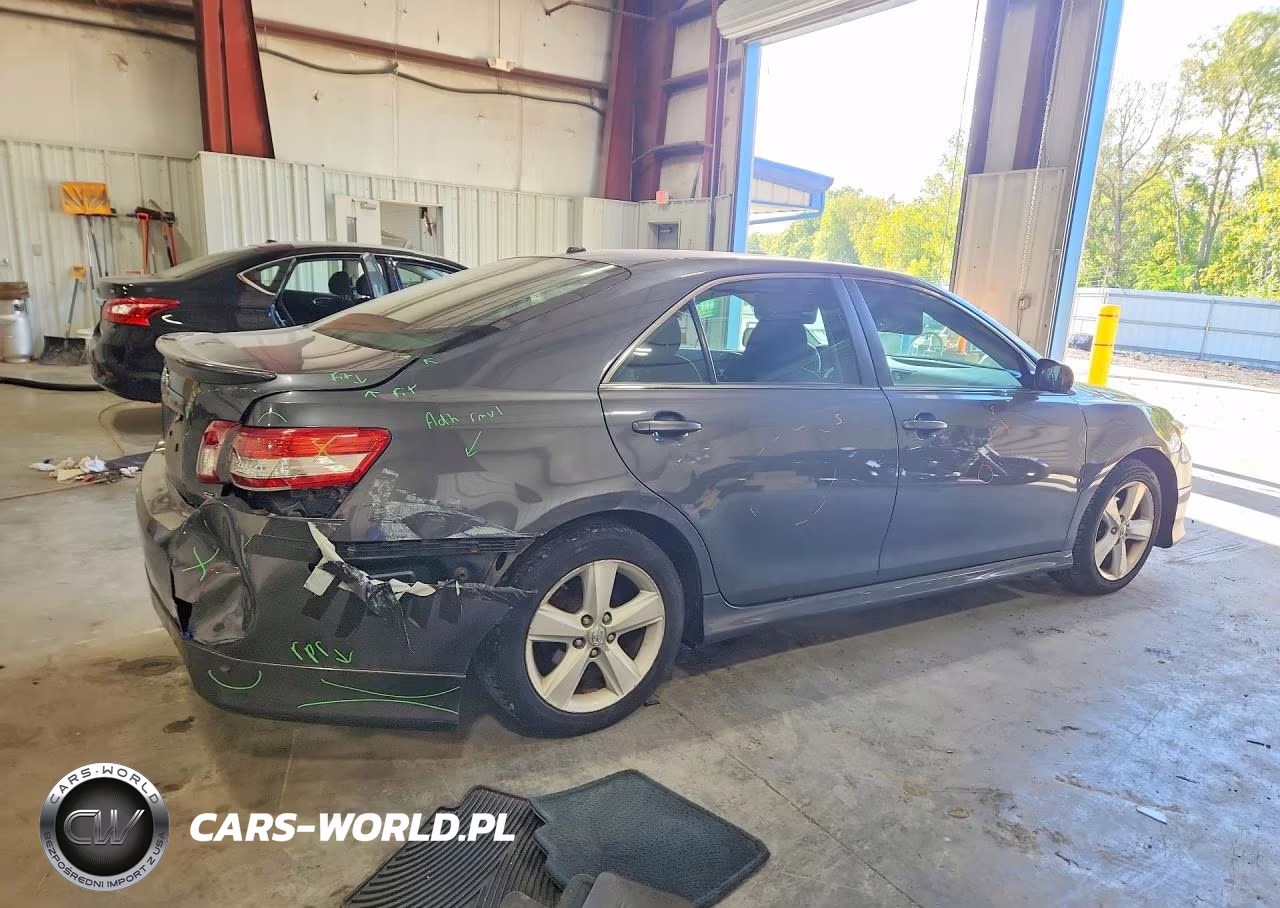 2010 Toyota Camry Se VIN:4T1BF3EK8AU022921 - 3