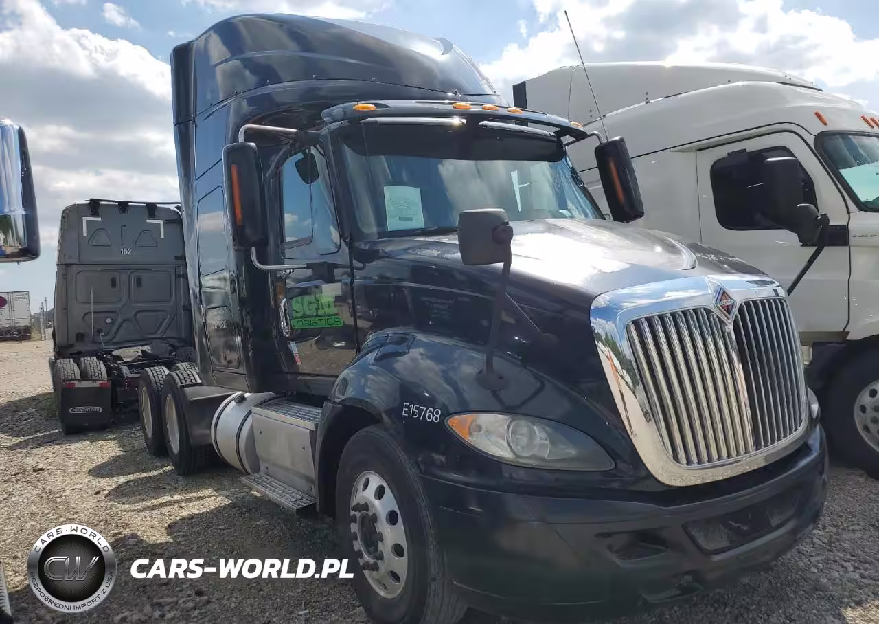 2015 International Prostar Semi Truck