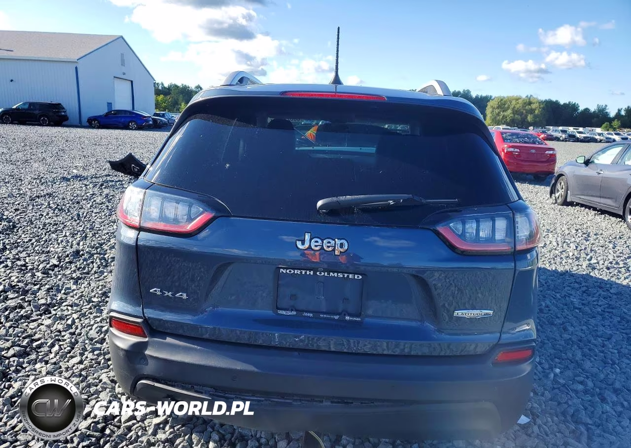 2020 Jeep Cherokee Latitude Plus VIN:1C4PJMLB6LD569349 - 6