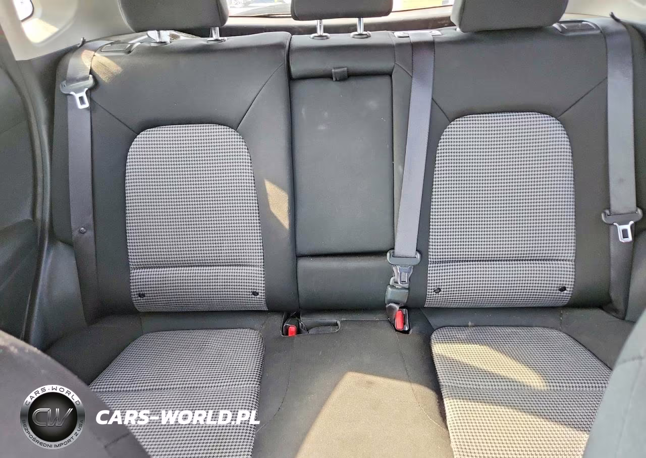 2018 Hyundai Kona Sel VIN:KM8K22AAXJU133375 - 10