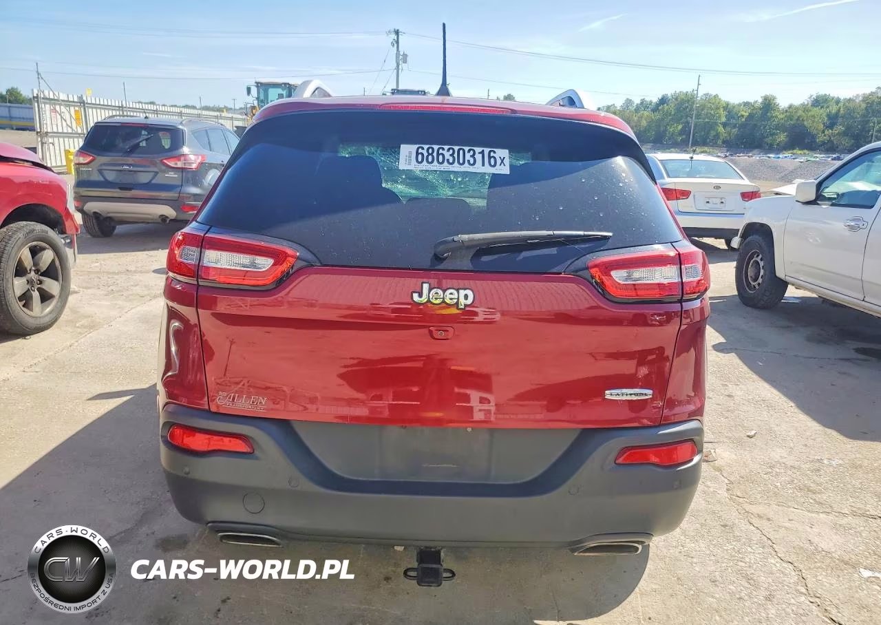 2017 Jeep Cherokee Latitude VIN:1C4PJLCS1HW574013 - 6