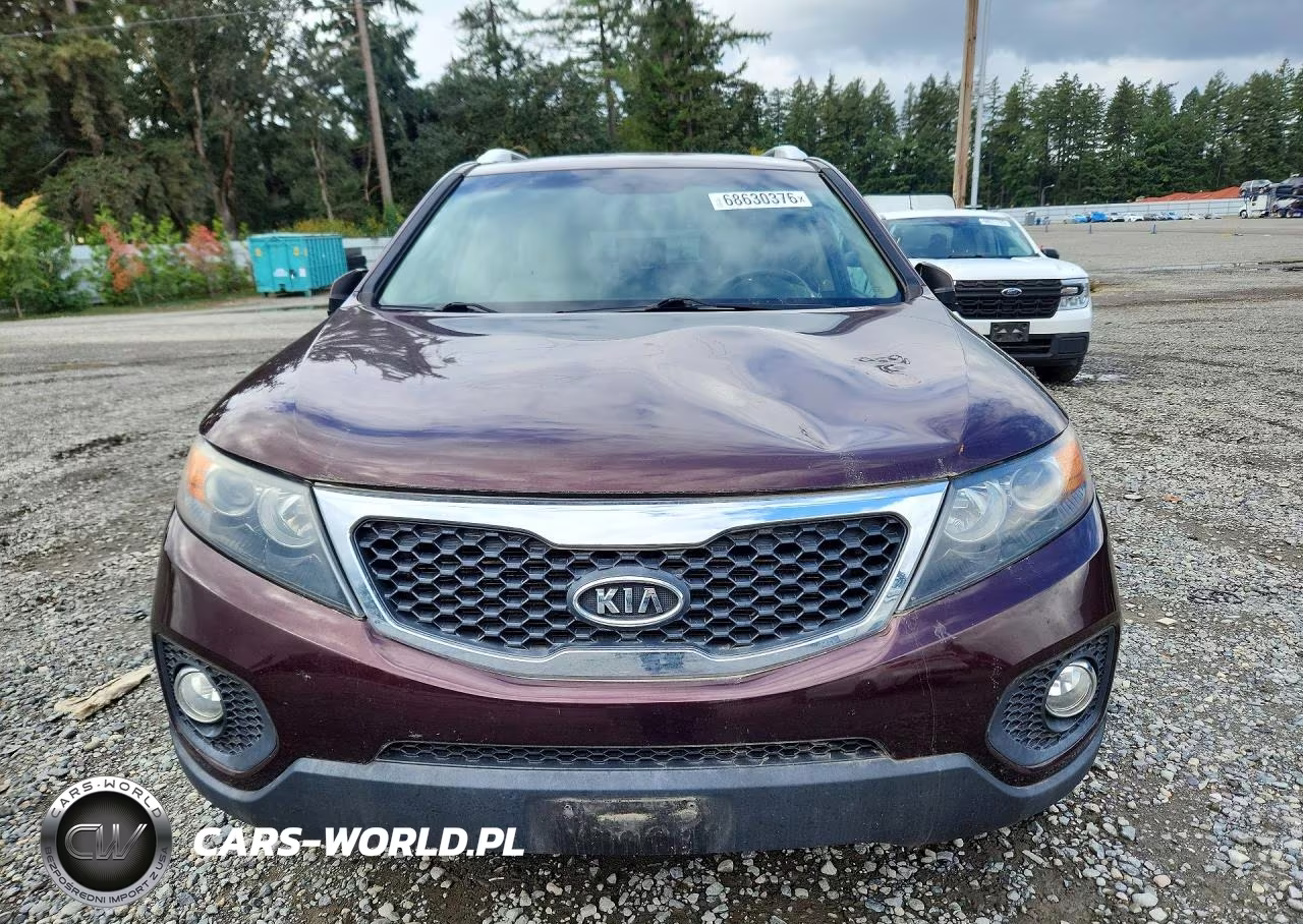 2013 Kia Sorento Lx VIN:5XYKT3A63DG353790 - 5