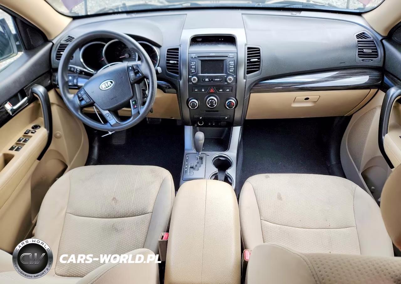 2013 Kia Sorento Lx VIN:5XYKT3A63DG353790 - 8