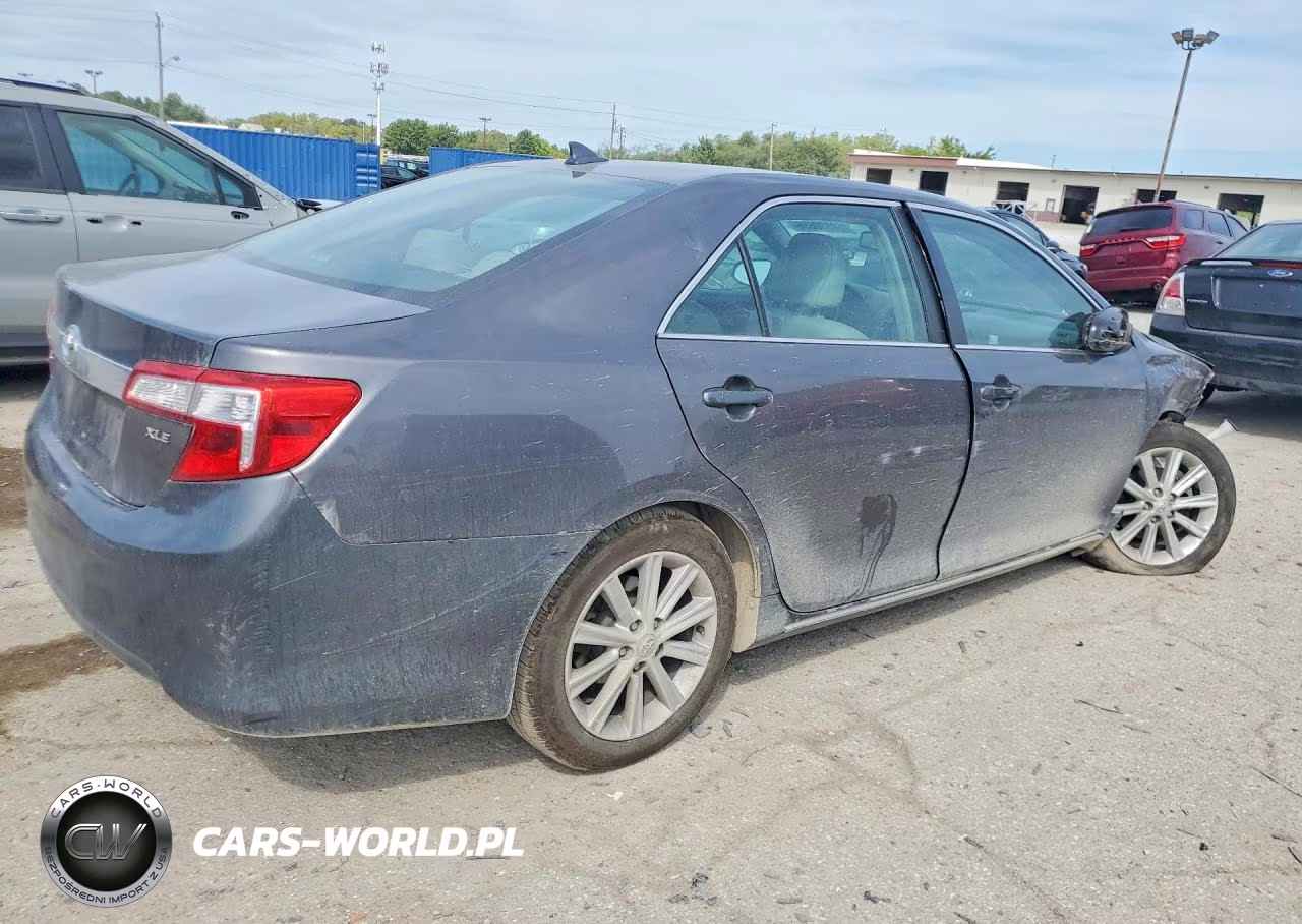 2013 Toyota Camry Xle V6 VIN:4T1BK1FK5DU536180 - 3