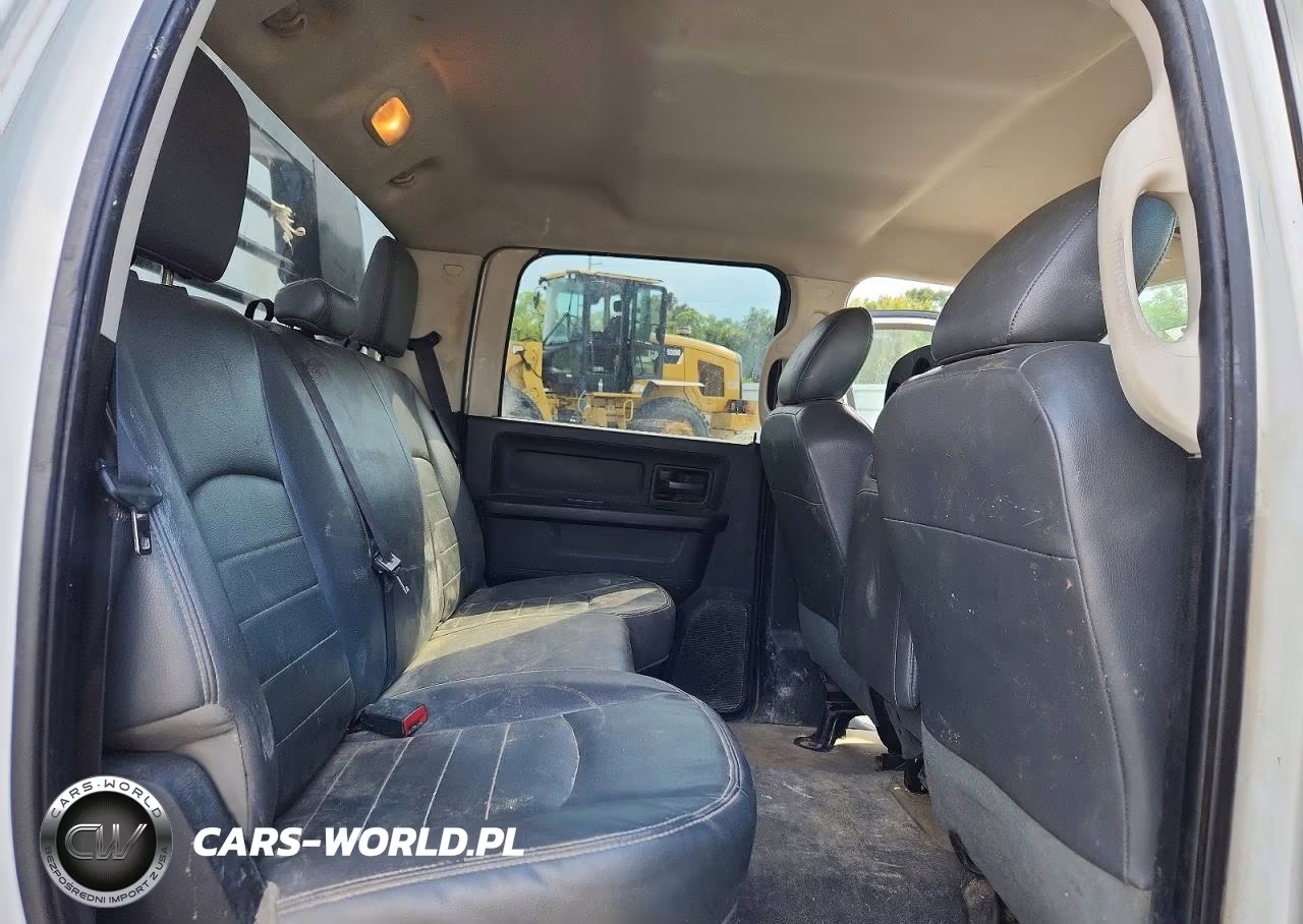 2014 Ram 3500 VIN:3C7WRSCL0EG317719 - 11