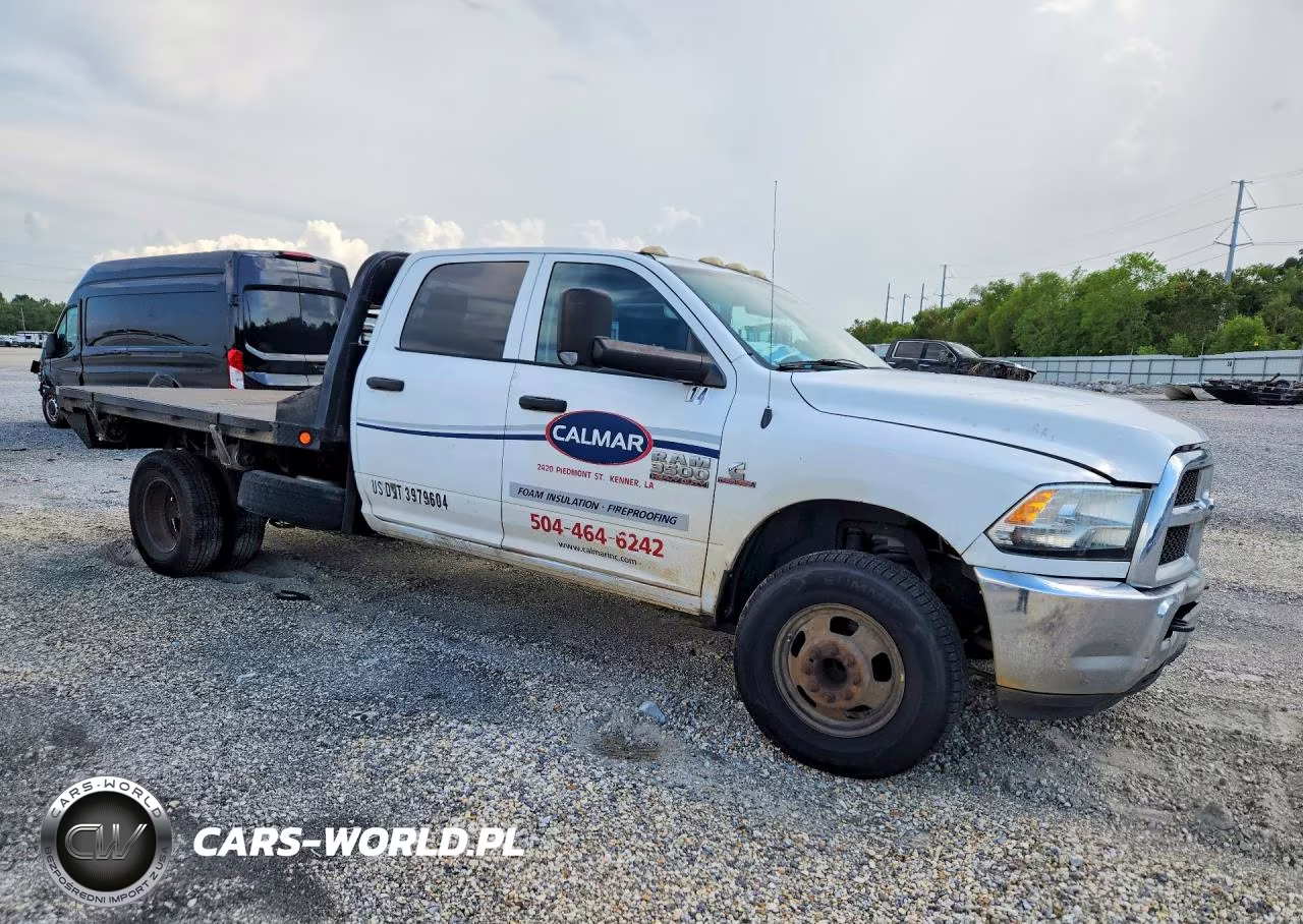 2014 Ram 3500 VIN:3C7WRSCL0EG317719 - 4