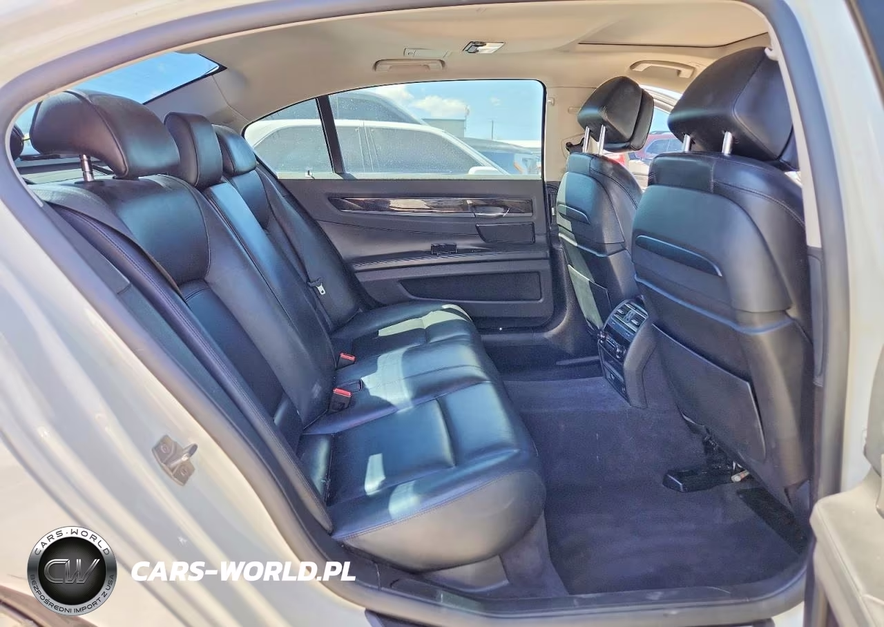 2013 BMW 750 Li VIN:WBAYE8C54DDE22197 - 10