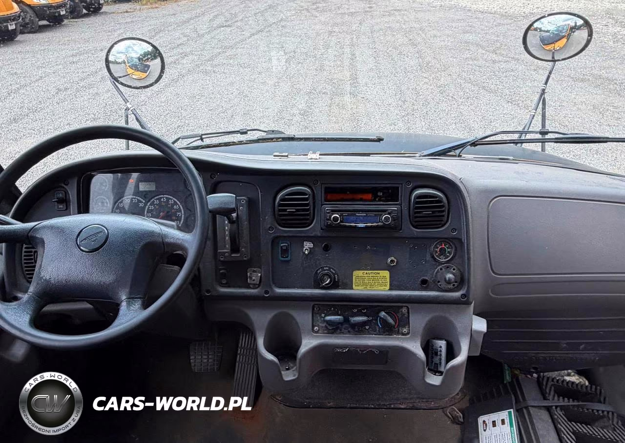 2015 Freightliner Chassis B2B VIN:4UZABRDU4FCFW9648 - 9