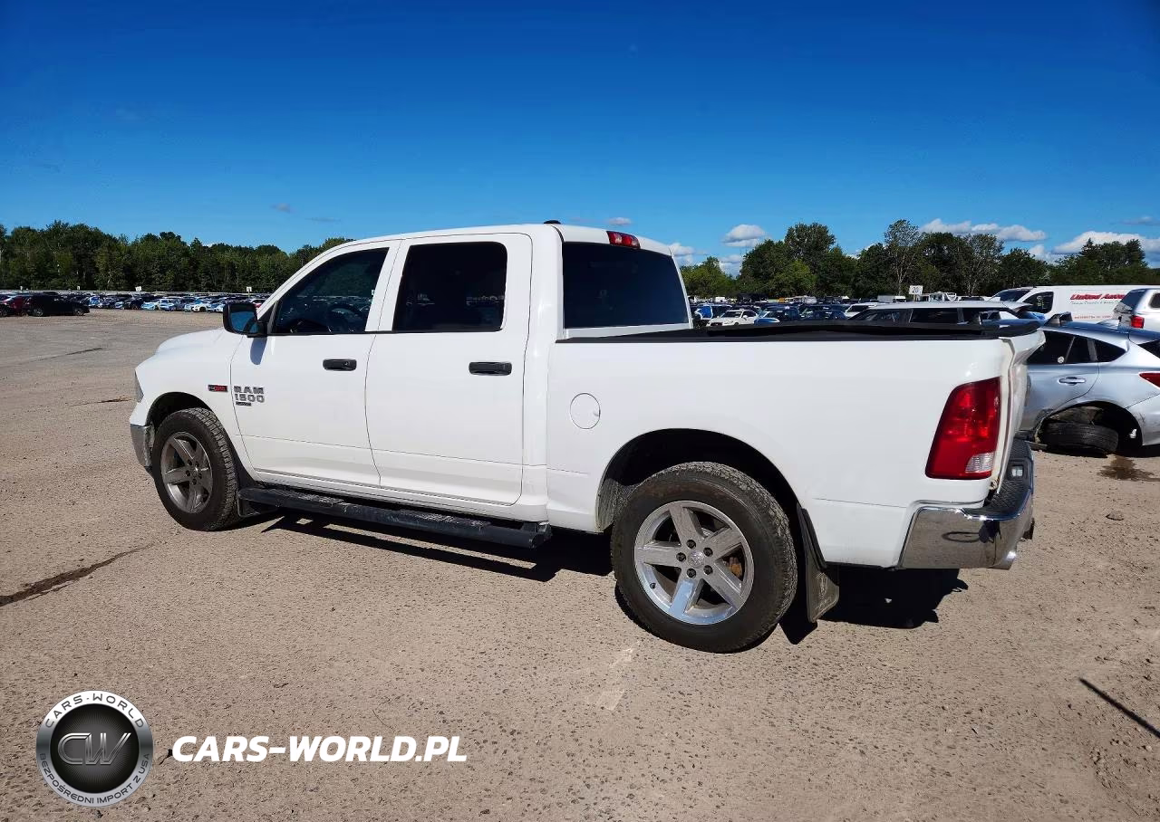 2019 Ram 1500 Classic Tradesman VIN:1C6RR7KMXKS706476 - 2