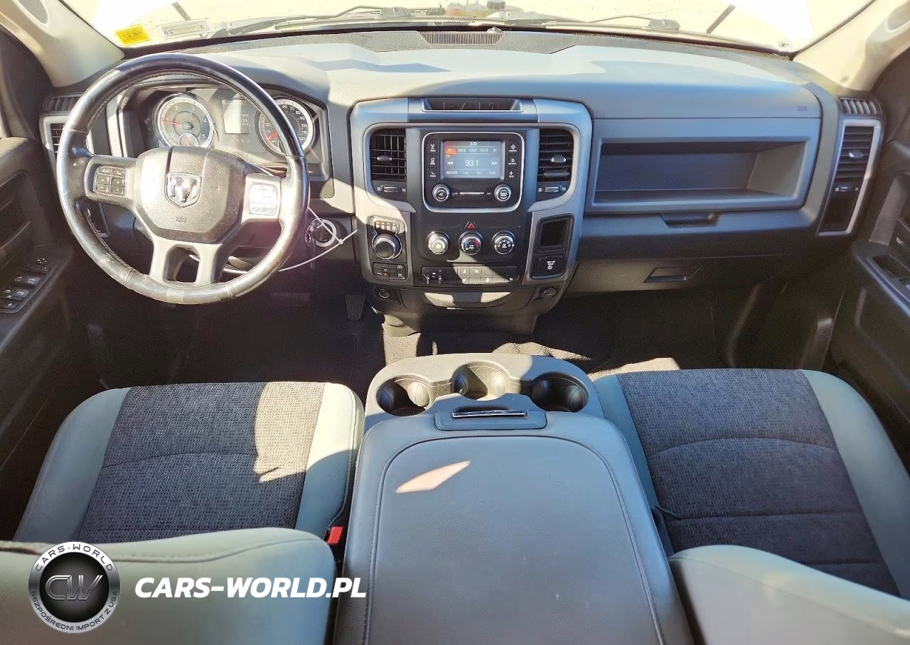 2019 Ram 1500 Classic Tradesman VIN:1C6RR7KMXKS706476 - 8
