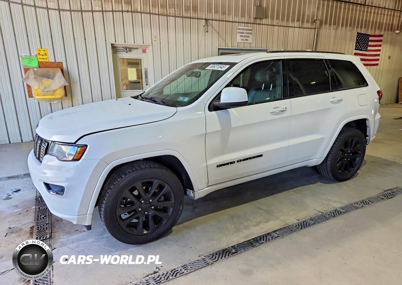 2019 Jeep Grand Cherokee Laredo