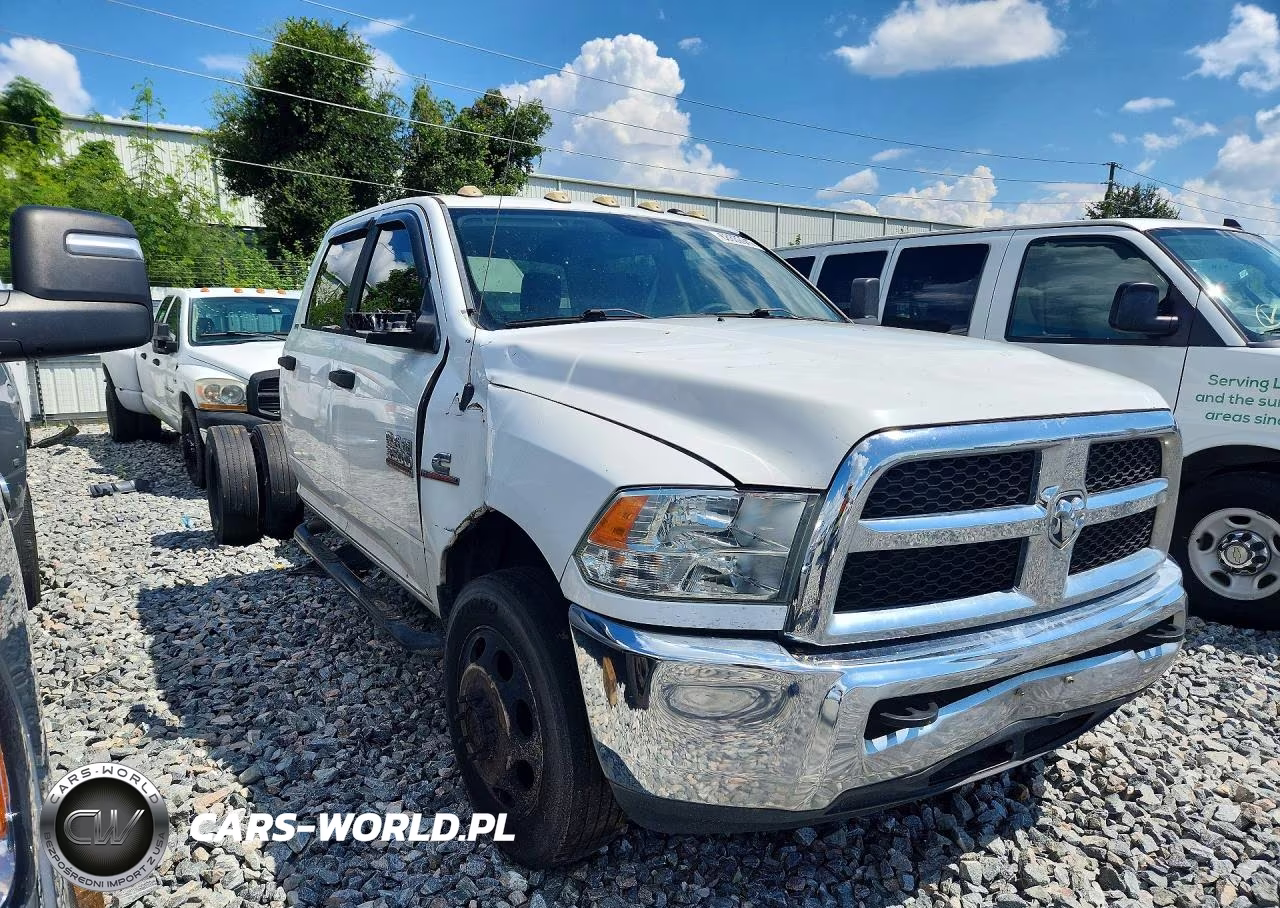2017 Ram 3500 VIN:3C7WRTCL7HG629756 - 4
