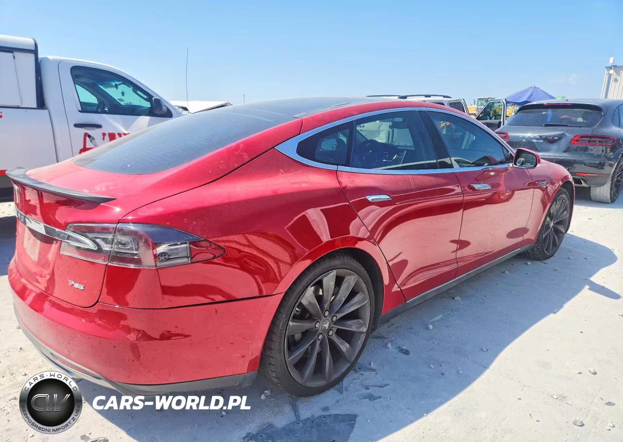 2013 Tesla Model S VIN:5YJSA1DP4DFP14627 - 3