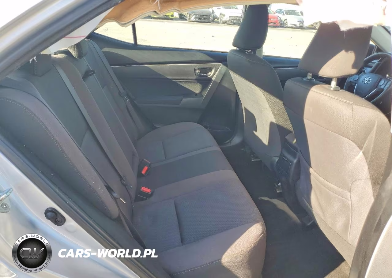 2017 Toyota Corolla Le VIN:2T1BURHE7HC929086 - 10
