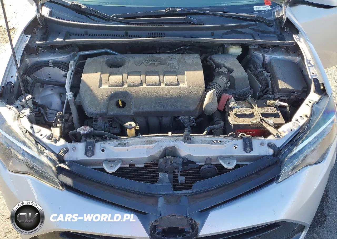 2017 Toyota Corolla Le VIN:2T1BURHE7HC929086 - 11