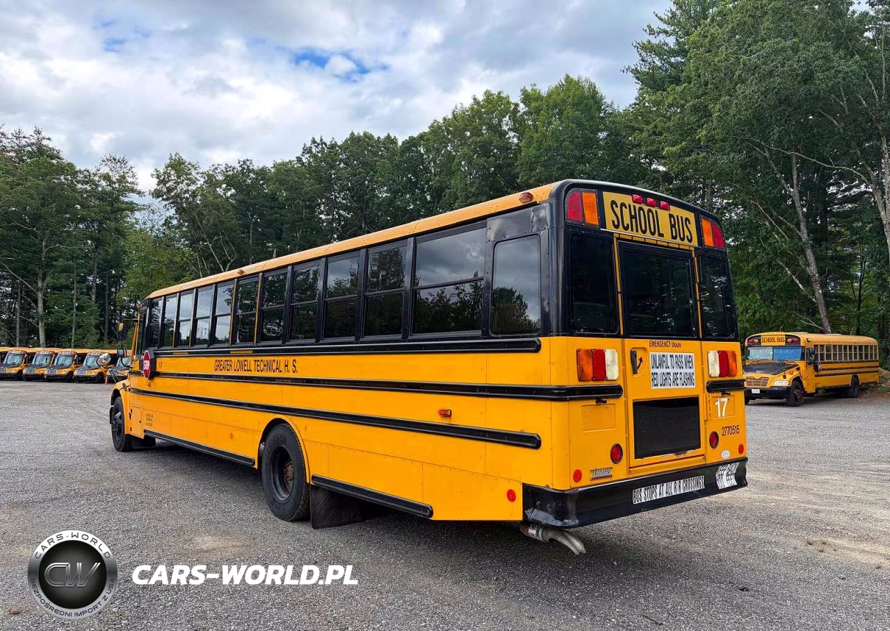 2015 Freightliner Chassis B2B VIN:4UZABRDU7FCFW9496 - 3