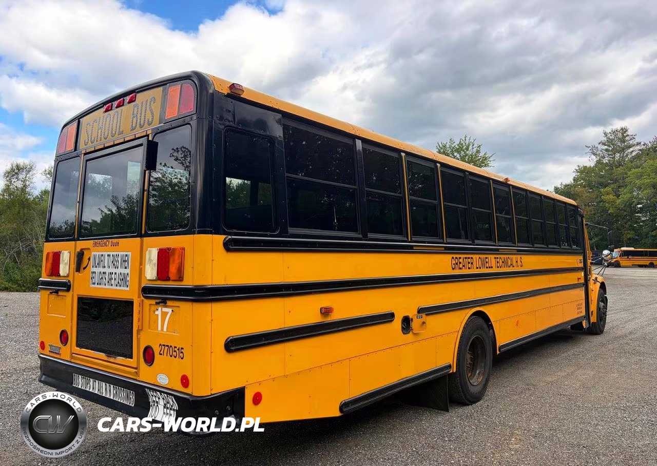 2015 Freightliner Chassis B2B VIN:4UZABRDU7FCFW9496 - 4