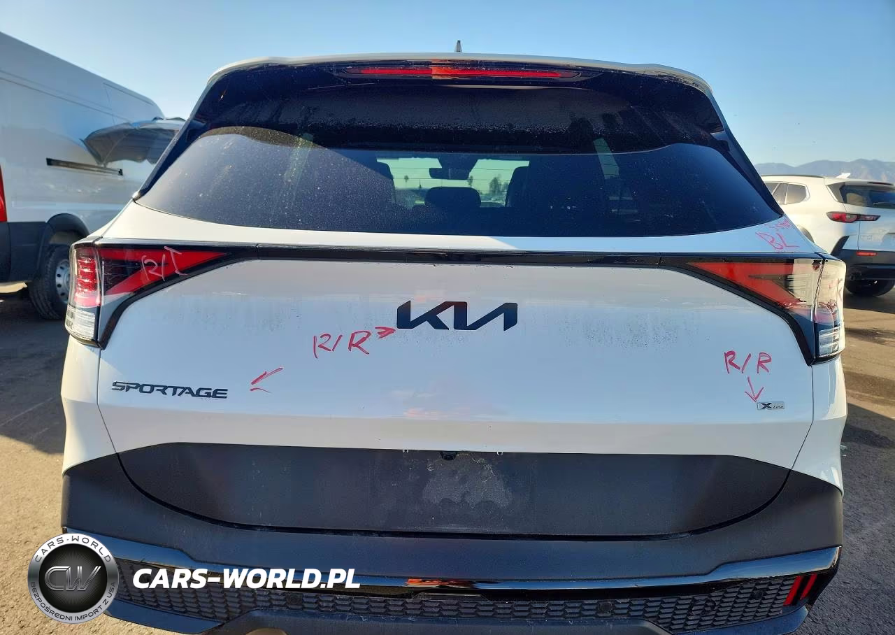 2025 Kia Sportage X Line VIN:KNDPYDDH8S7201394 - 6