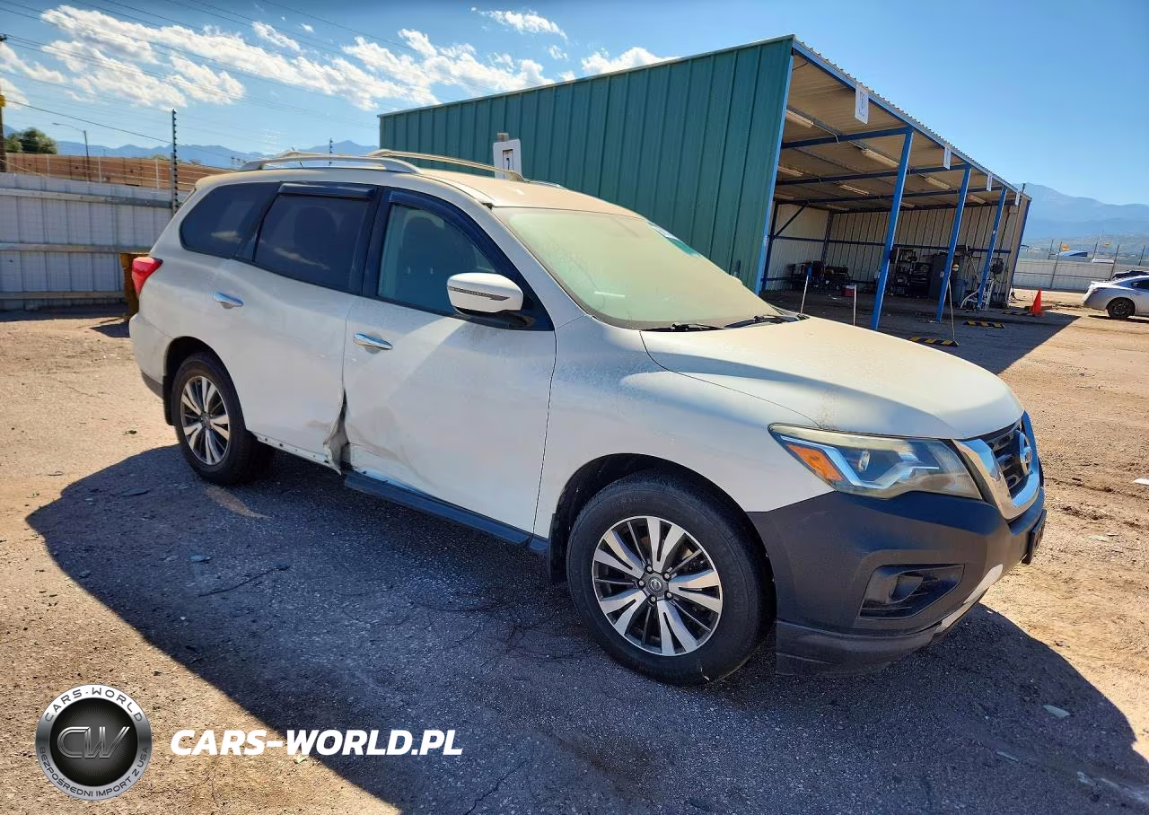 2017 Nissan Pathfinder S VIN:5N1DR2MM8HC676041 - 4