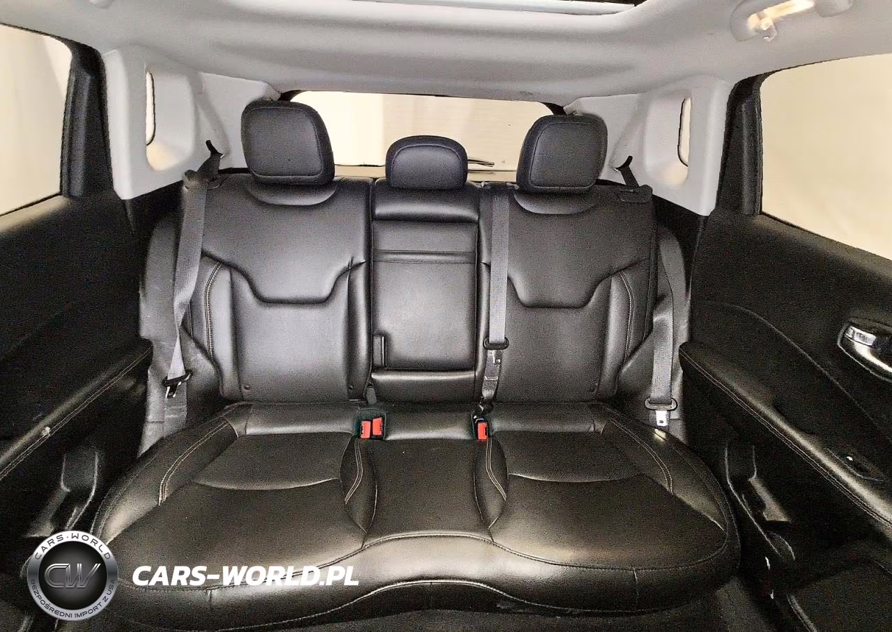 2019 Jeep Compass Limited VIN:3C4NJDCB6KT661402 - 10