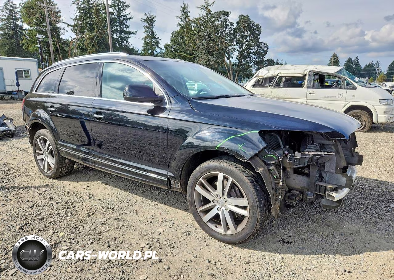 2015 Audi Q7 Premium Plus VIN:WA1LGAFE9FD032183 - 4