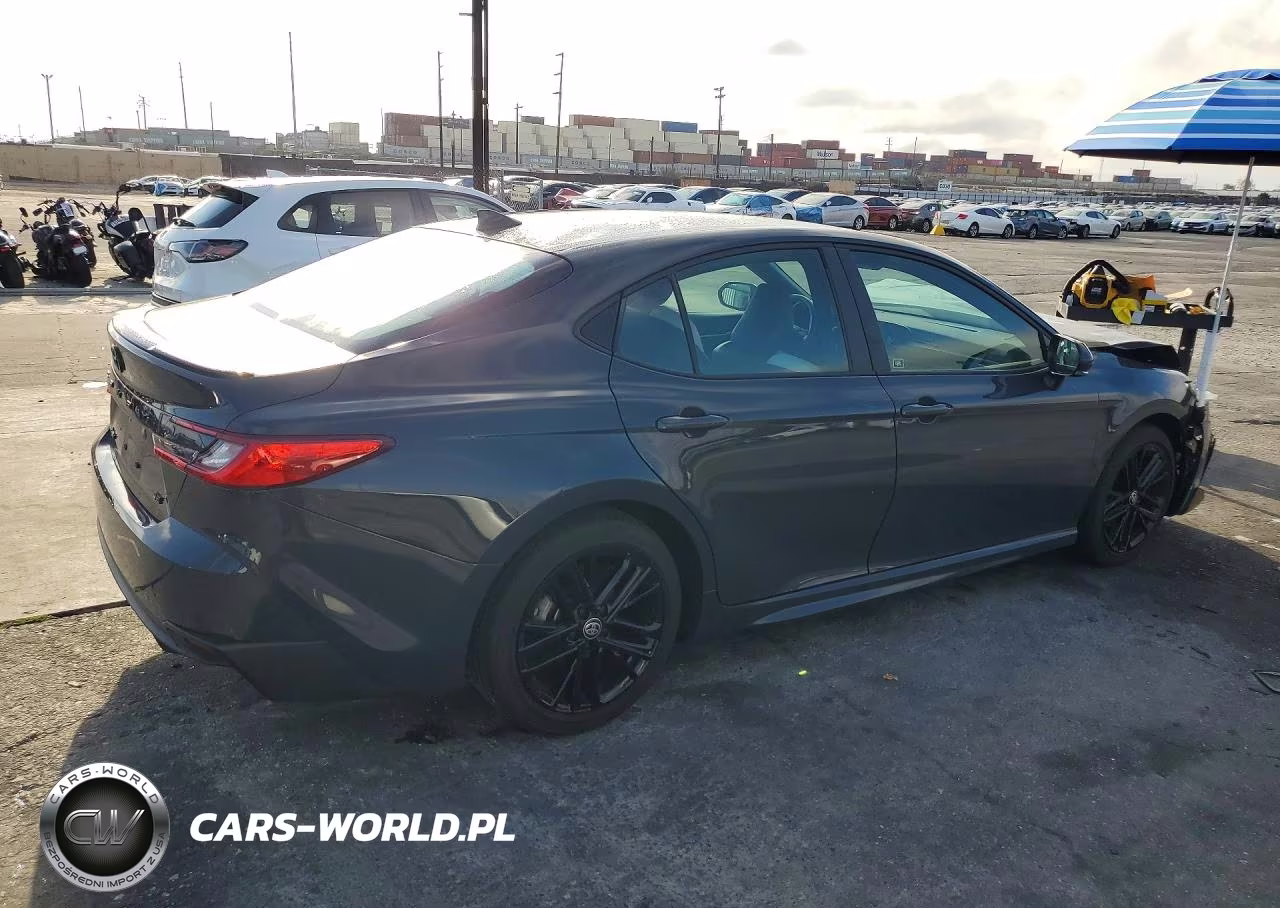 2025 Toyota Camry Se VIN:4T1DAACK9SU118766 - 3