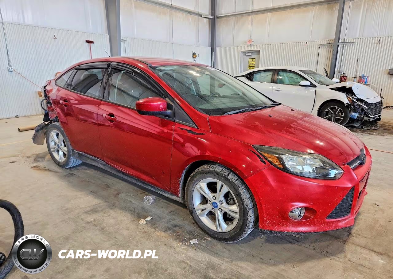 2012 Ford Focus Se VIN:1FAHP3F21CL278875 - 4