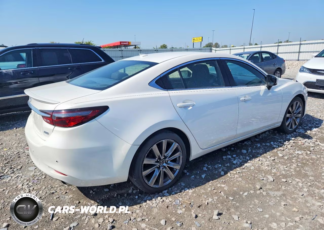 2018 Mazda 6 Signature VIN:JM1GL1XY0J1318560 - 3