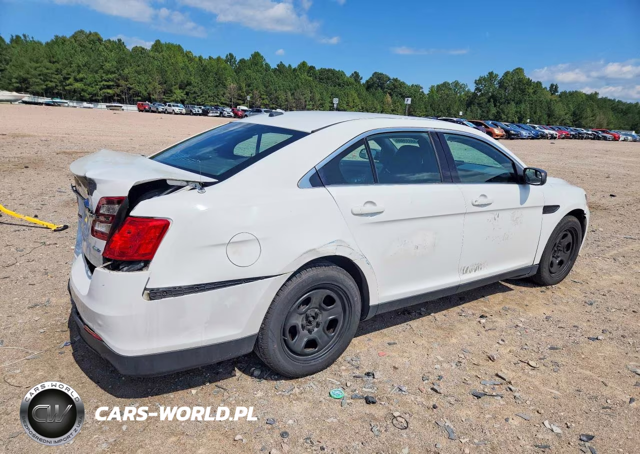 2016 Ford Taurus Police Interceptor VIN:1FAHP2MK5GG110247 - 3