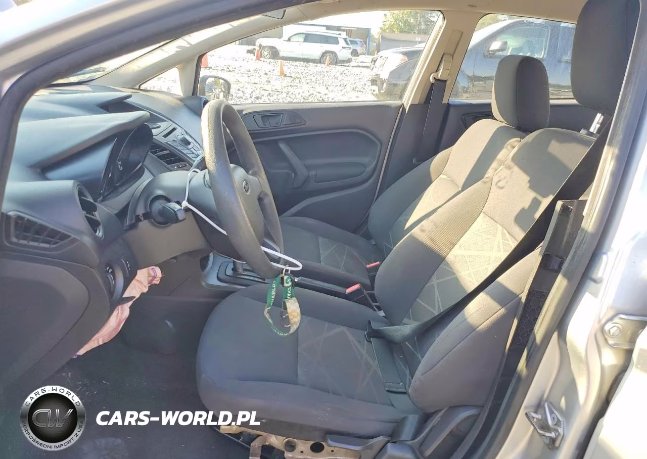 2015 Ford Fiesta S VIN:3FADP4AJ8FM100578 - 7
