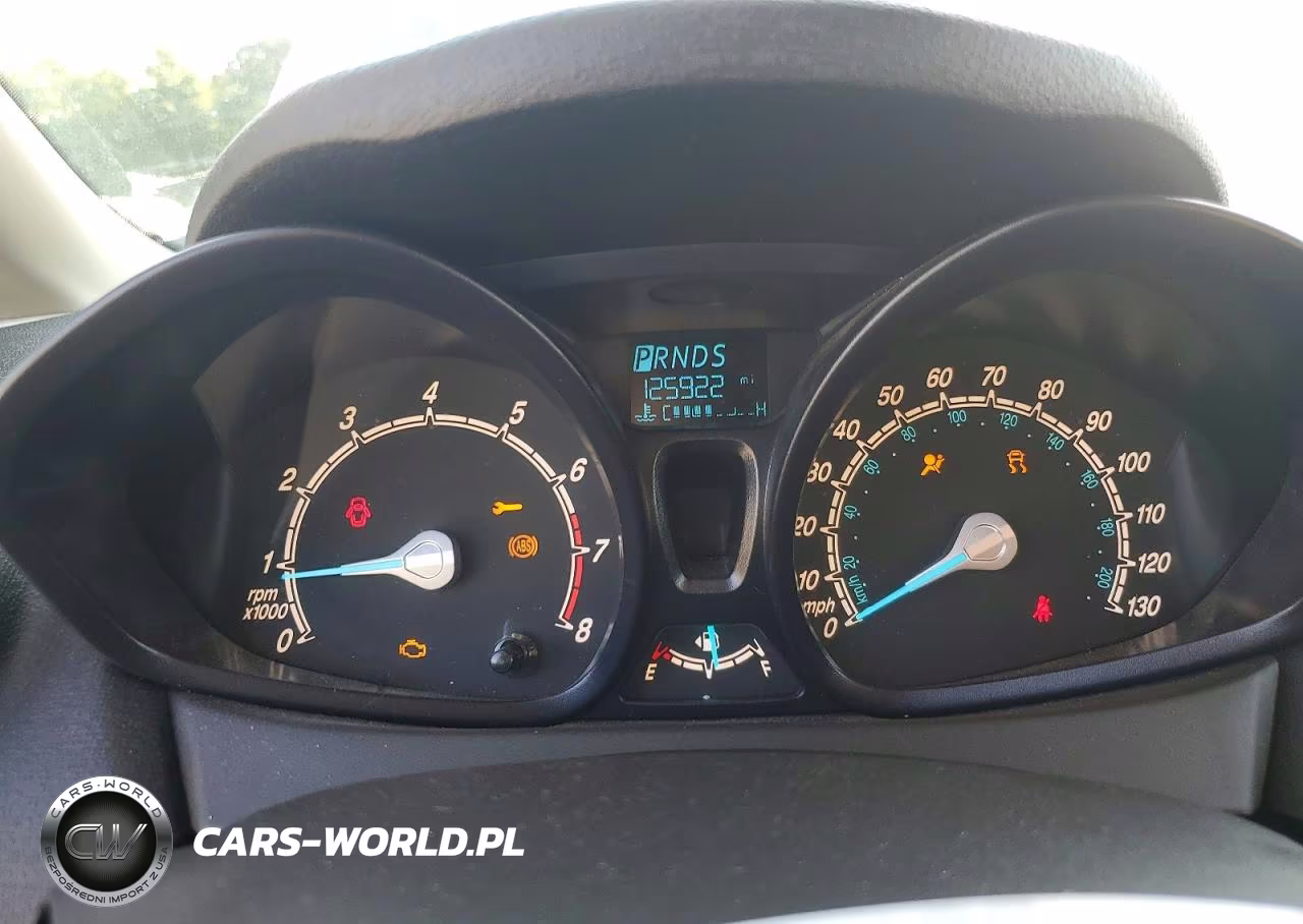 2015 Ford Fiesta S VIN:3FADP4AJ8FM100578 - 9