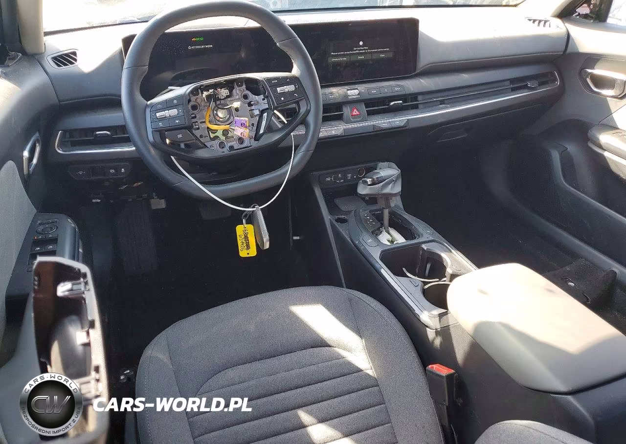 2025 Kia K4 Ex VIN:3KPFU4DE8SE179605 - 8