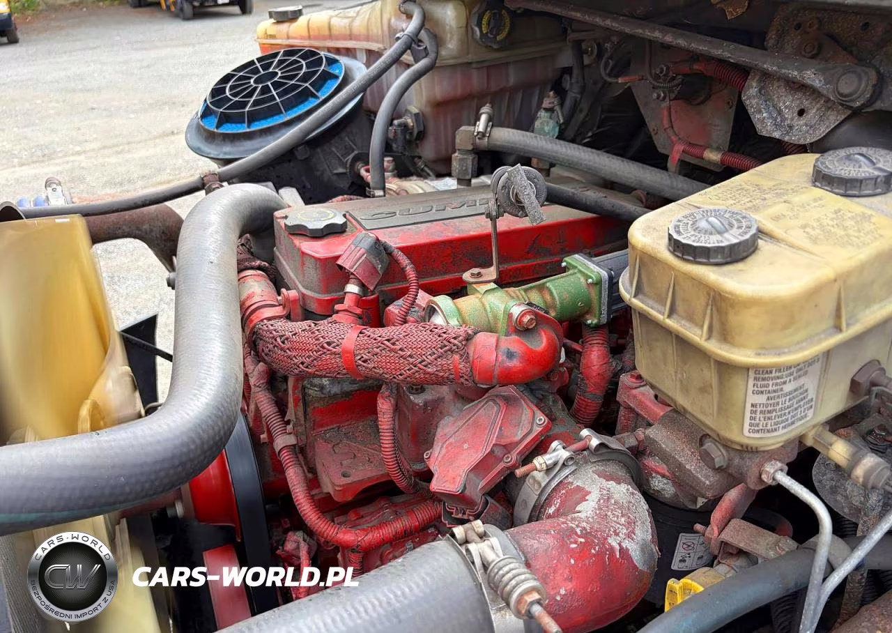 2015 Freightliner Chassis B2B VIN:4UZABRDU3FCFW9494 - 7