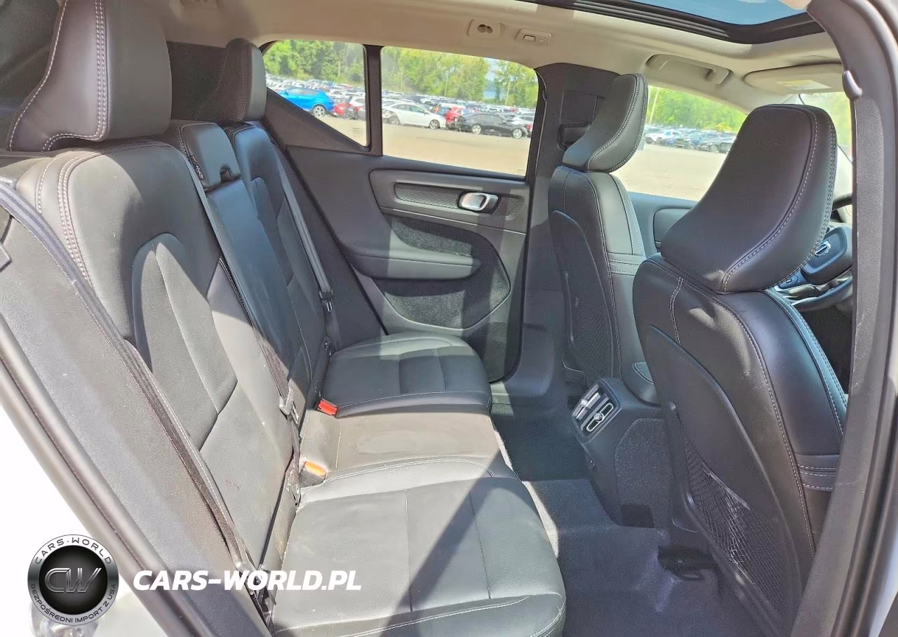 2025 Volvo Xc40 Core VIN:YV4L12UJ4S2576218 - 11