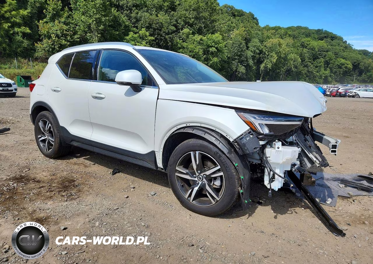 2025 Volvo Xc40 Core VIN:YV4L12UJ4S2576218 - 4