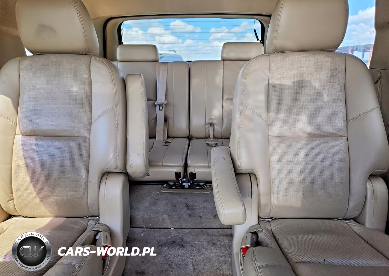 2011 Cadillac Escalade VIN:1GYS4AEFXBR329913 - 10