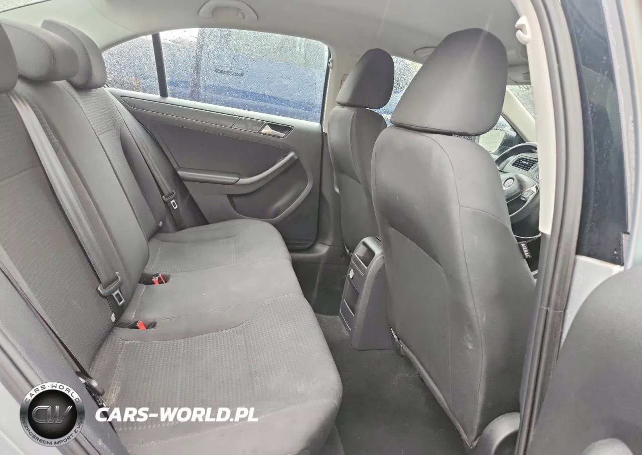 2016 Volkswagen Jetta S VIN:3VW267AJXGM223576 - 10