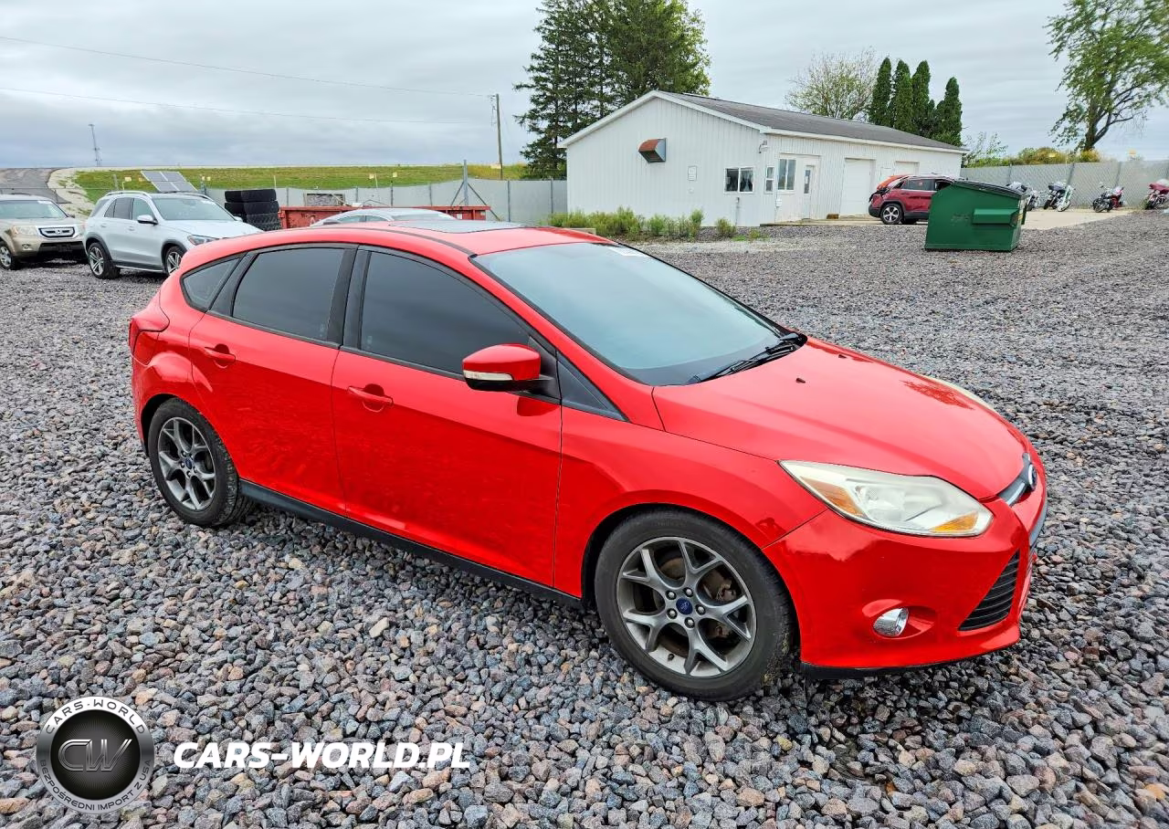 2014 Ford Focus Se VIN:1FADP3K22EL106488 - 4