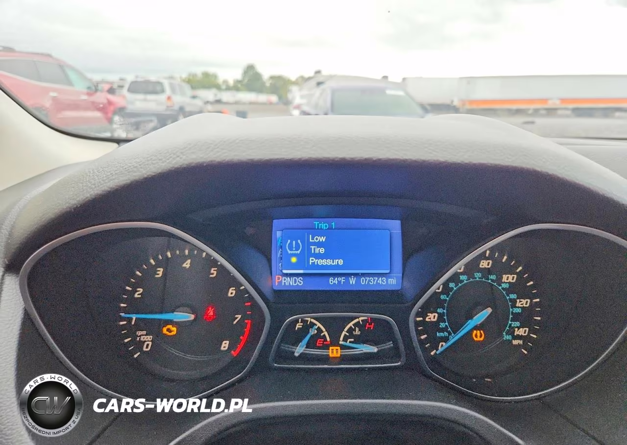 2014 Ford Focus Se VIN:1FADP3K22EL106488 - 9