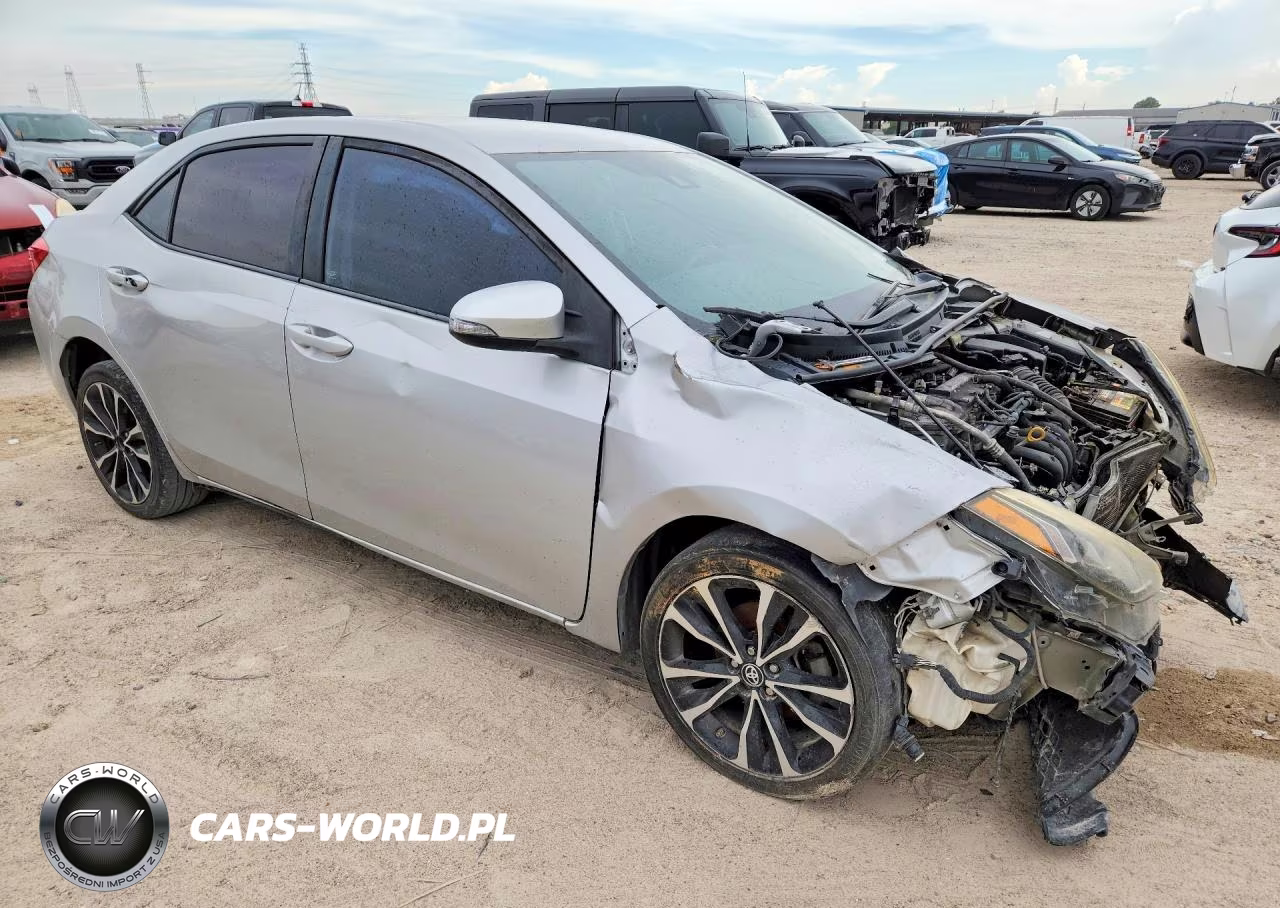2017 Toyota Corolla Se VIN:5YFBURHEXHP622284 - 4