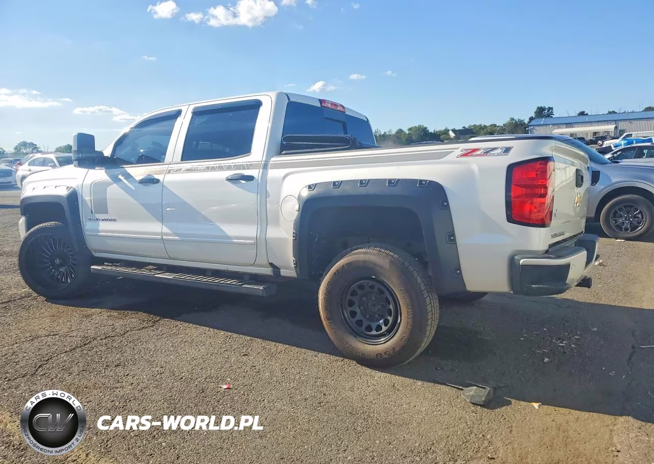 2017 Chevrolet Silverado K1500 Lt VIN:3GCUKREC4HG321002 - 2