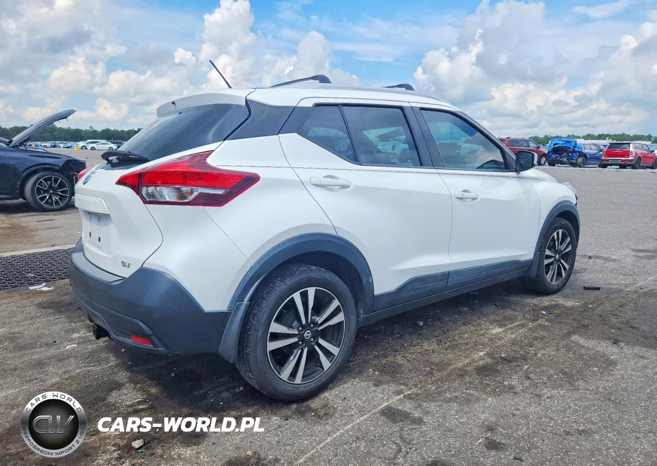 2018 Nissan Kicks Sv VIN:3N1CP5CU2JL508708 - 3