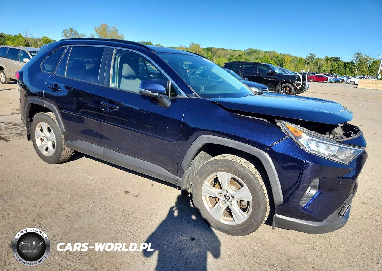 2019 Toyota Rav4 Xle VIN:JTMP1RFV4KD507126 - 4