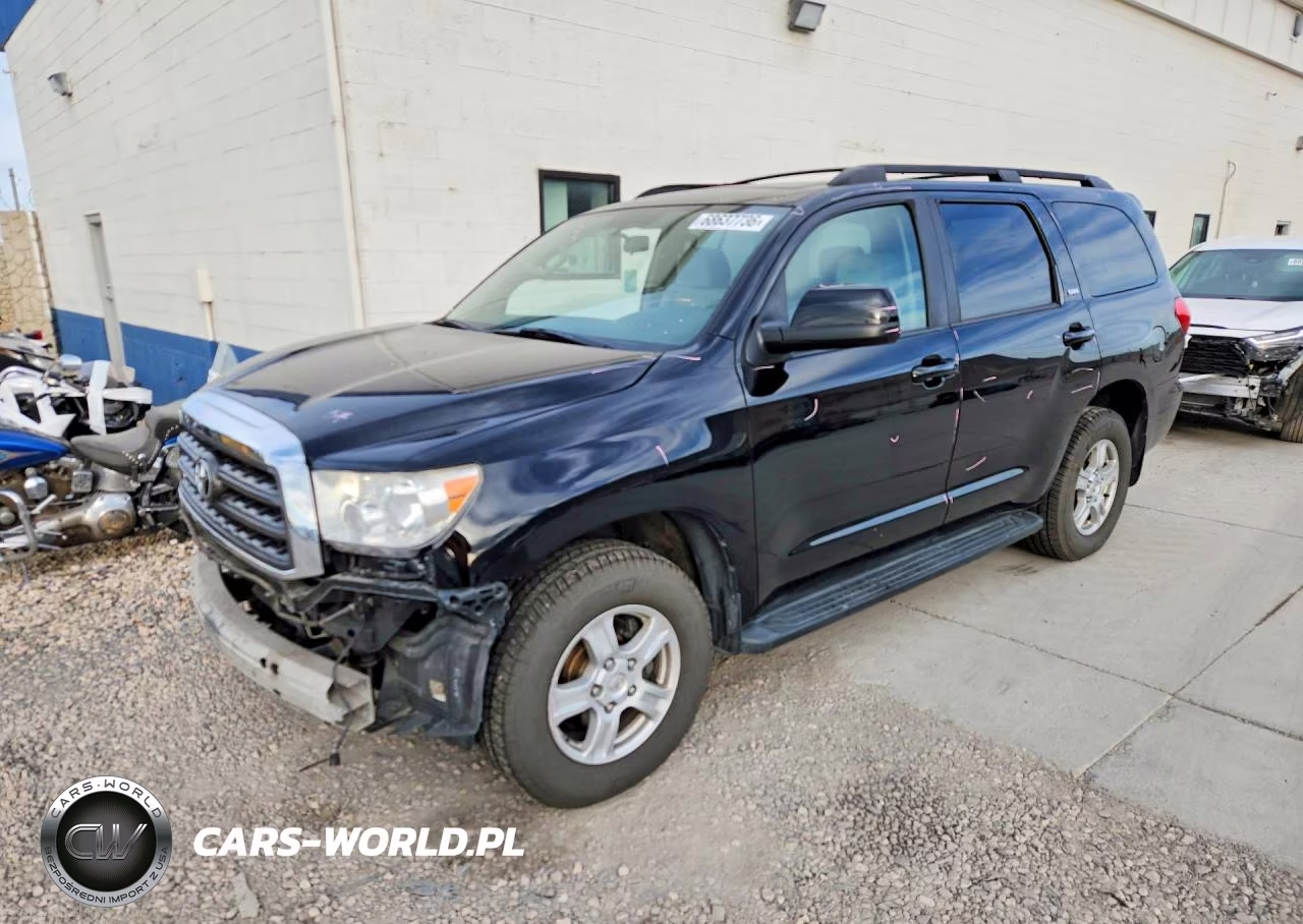 2011 Toyota Sequoia Sr5