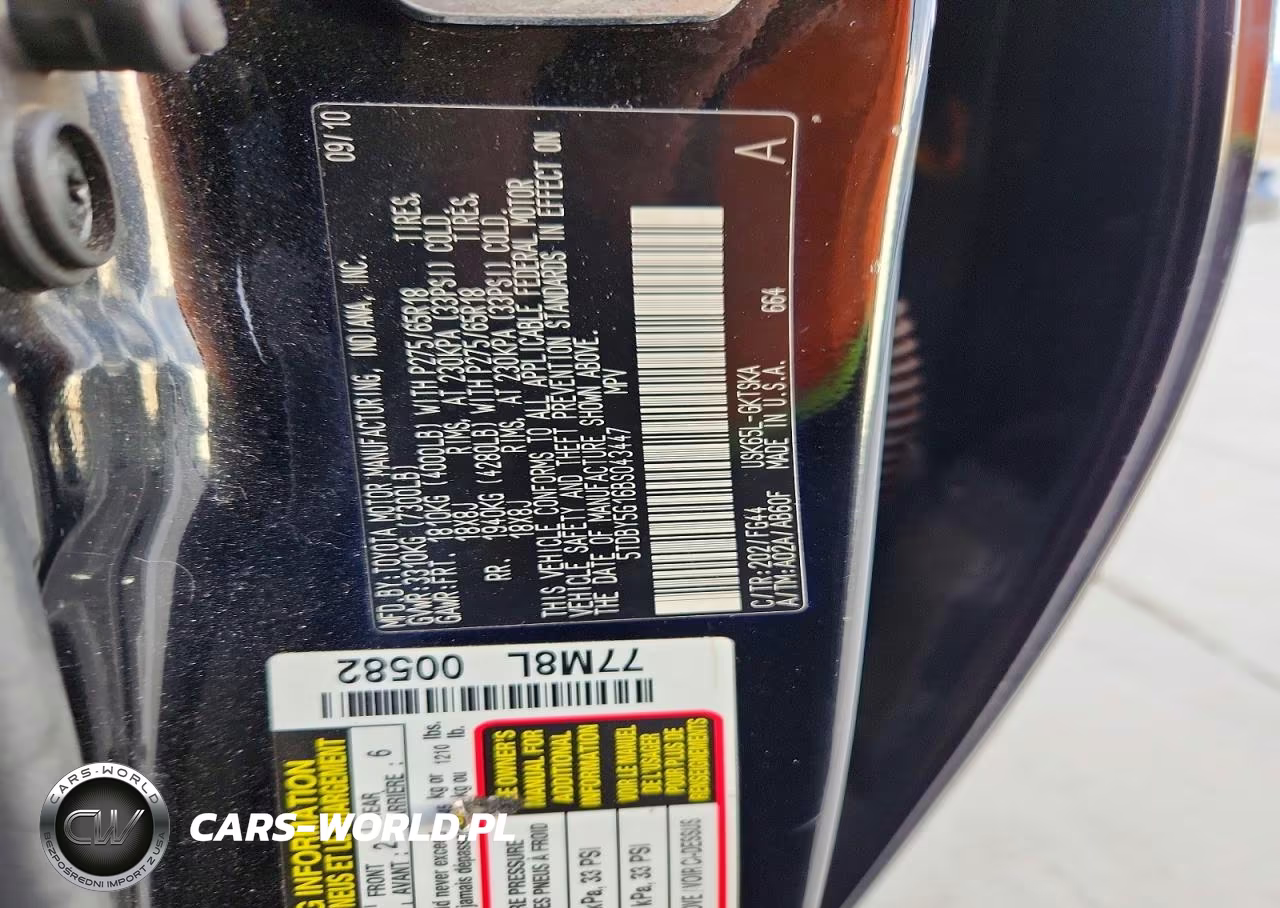 2011 Toyota Sequoia Sr5 VIN:5TDBY5G16BS043447 - 12